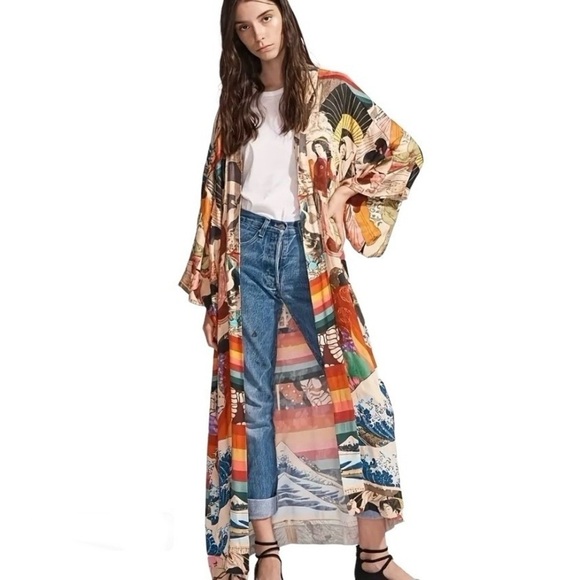 Asian Inspired Print Kimono with self tie belt - Picture 4 of 12